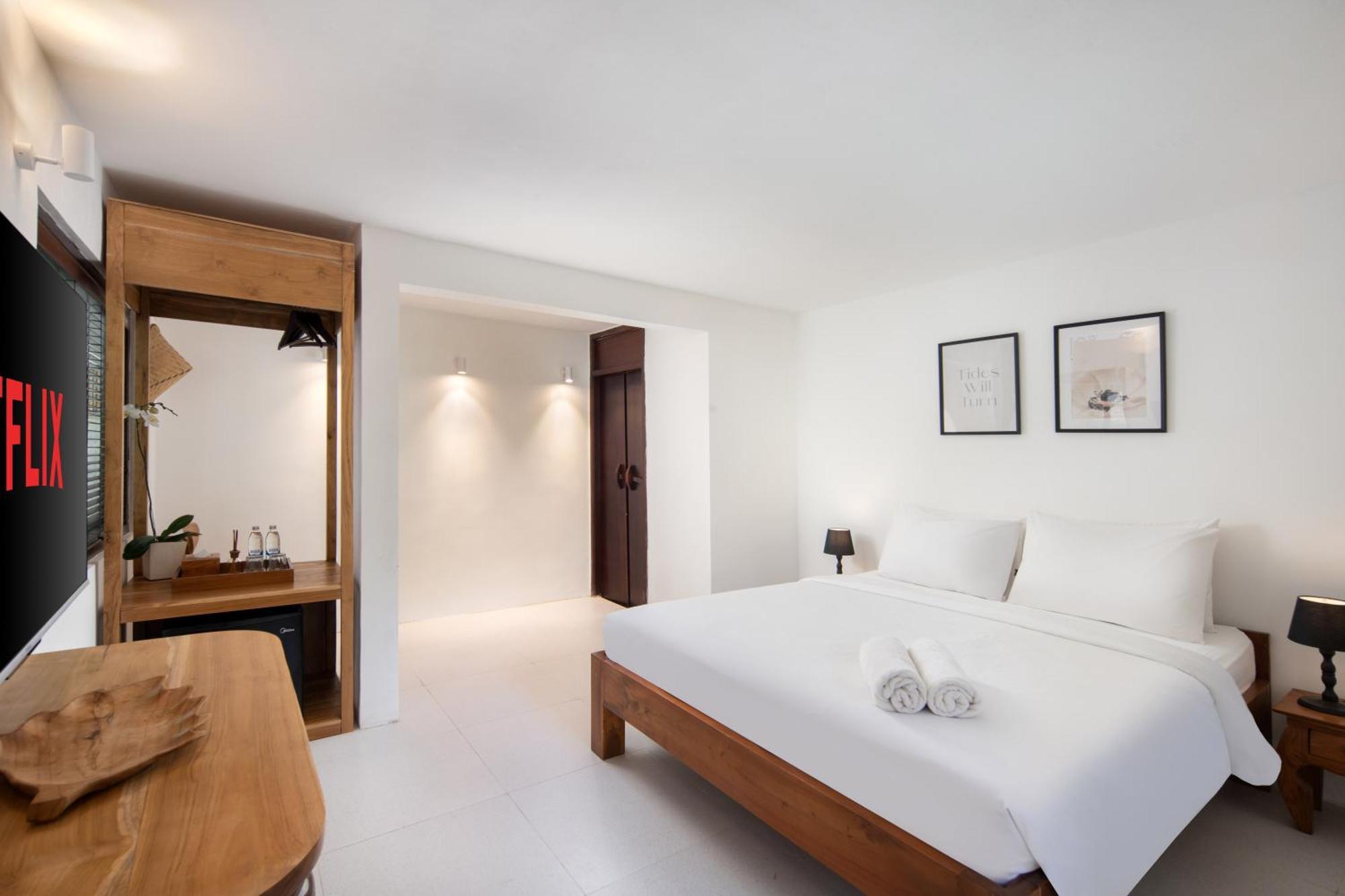Private 7 Bed, 7,5 Bath, Hazel With Pool, Close To The Villa Kuta (Bali)