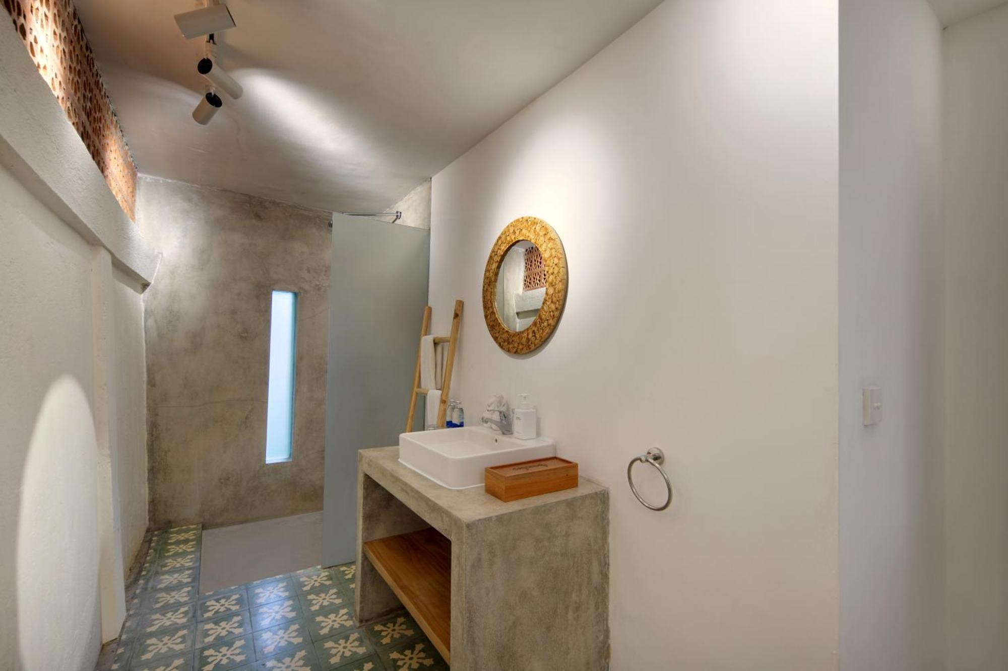 Villa Private 7 Bed, 7,5 Bath, Hazel With Pool, Close To The *