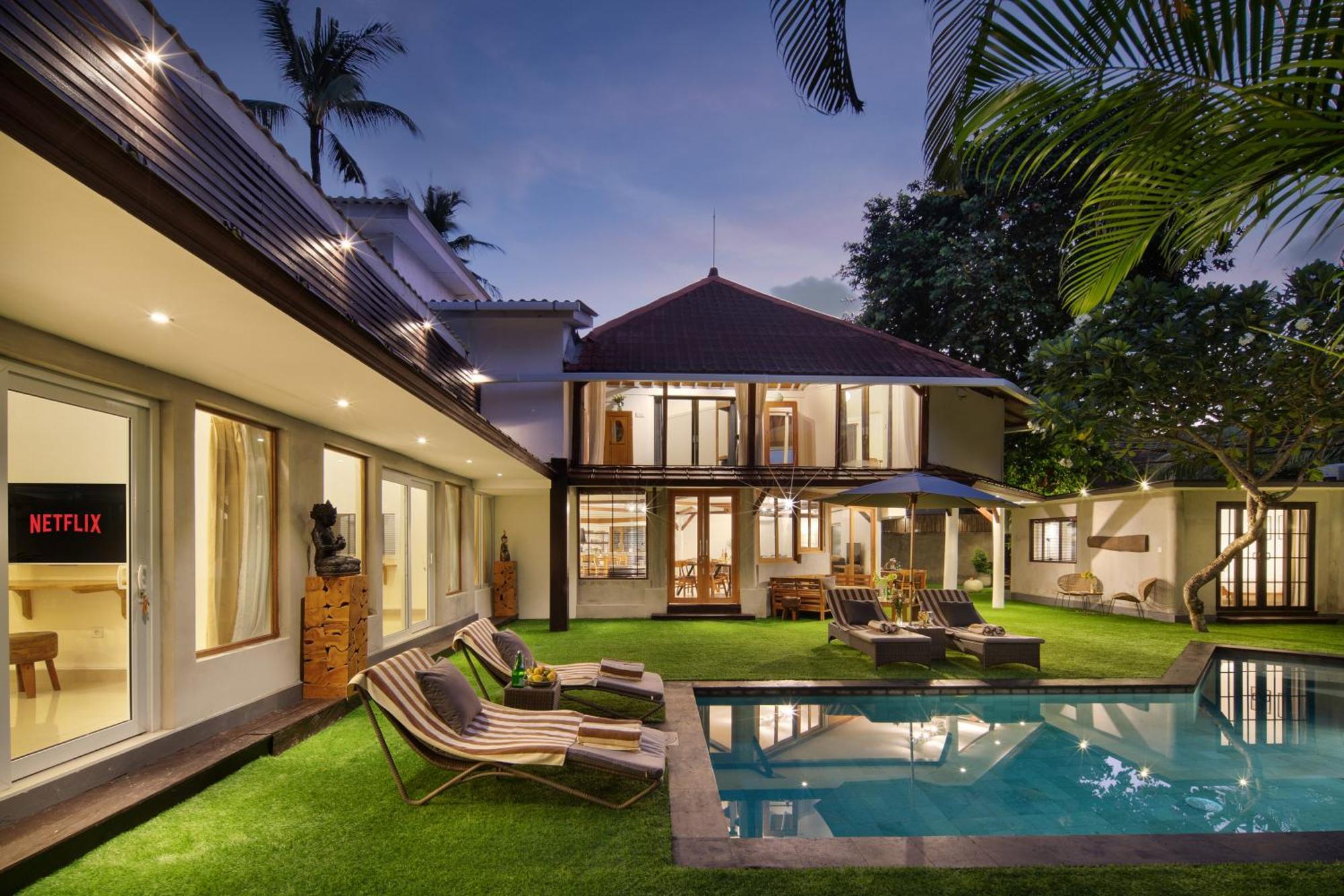 Private 7 Bed, 7,5 Bath, Hazel With Pool, Close To The Villa Kuta (Bali)