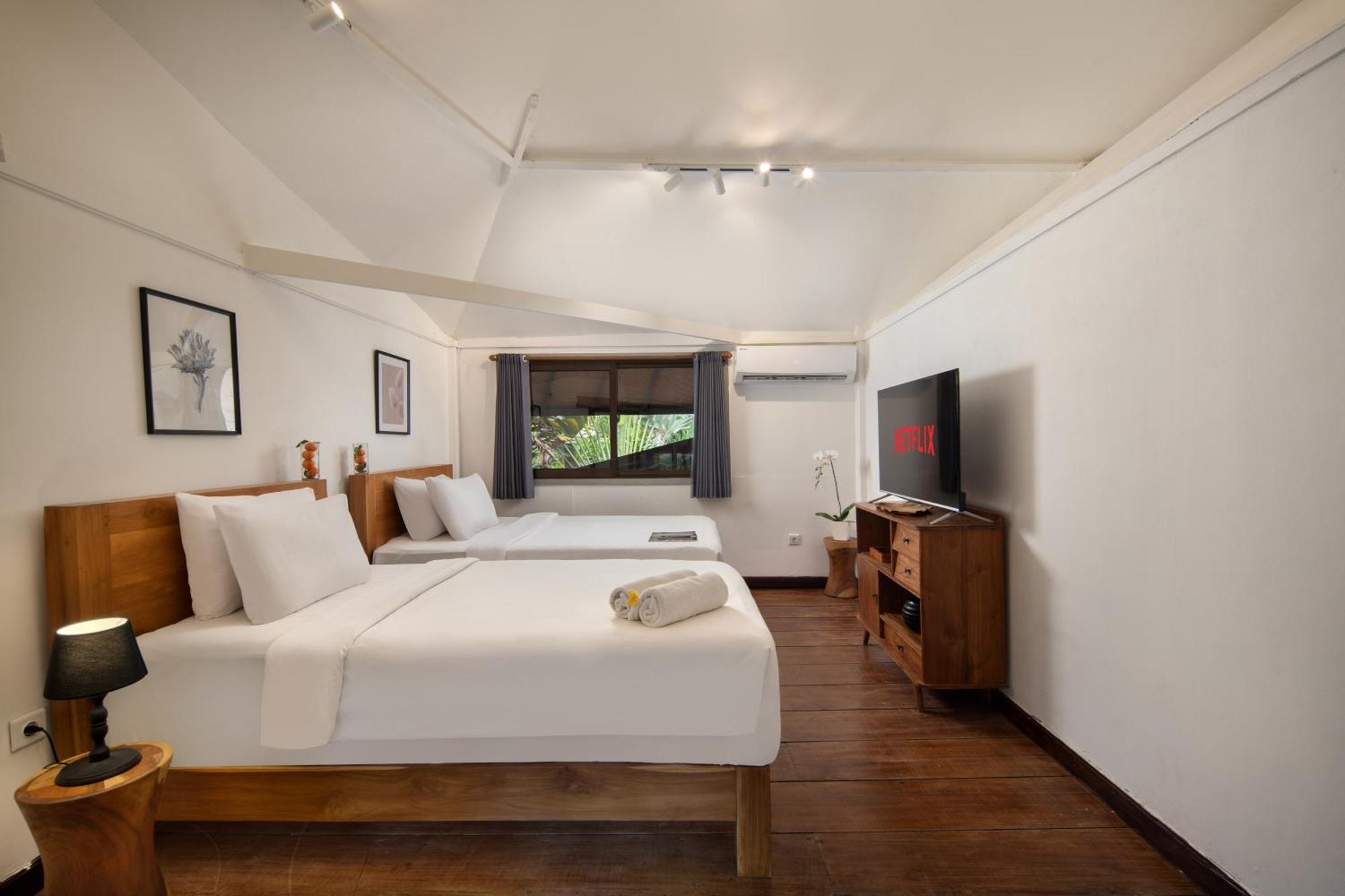 Private 7 Bed, 7,5 Bath, Hazel With Pool, Close To The Villa Kuta (Bali)