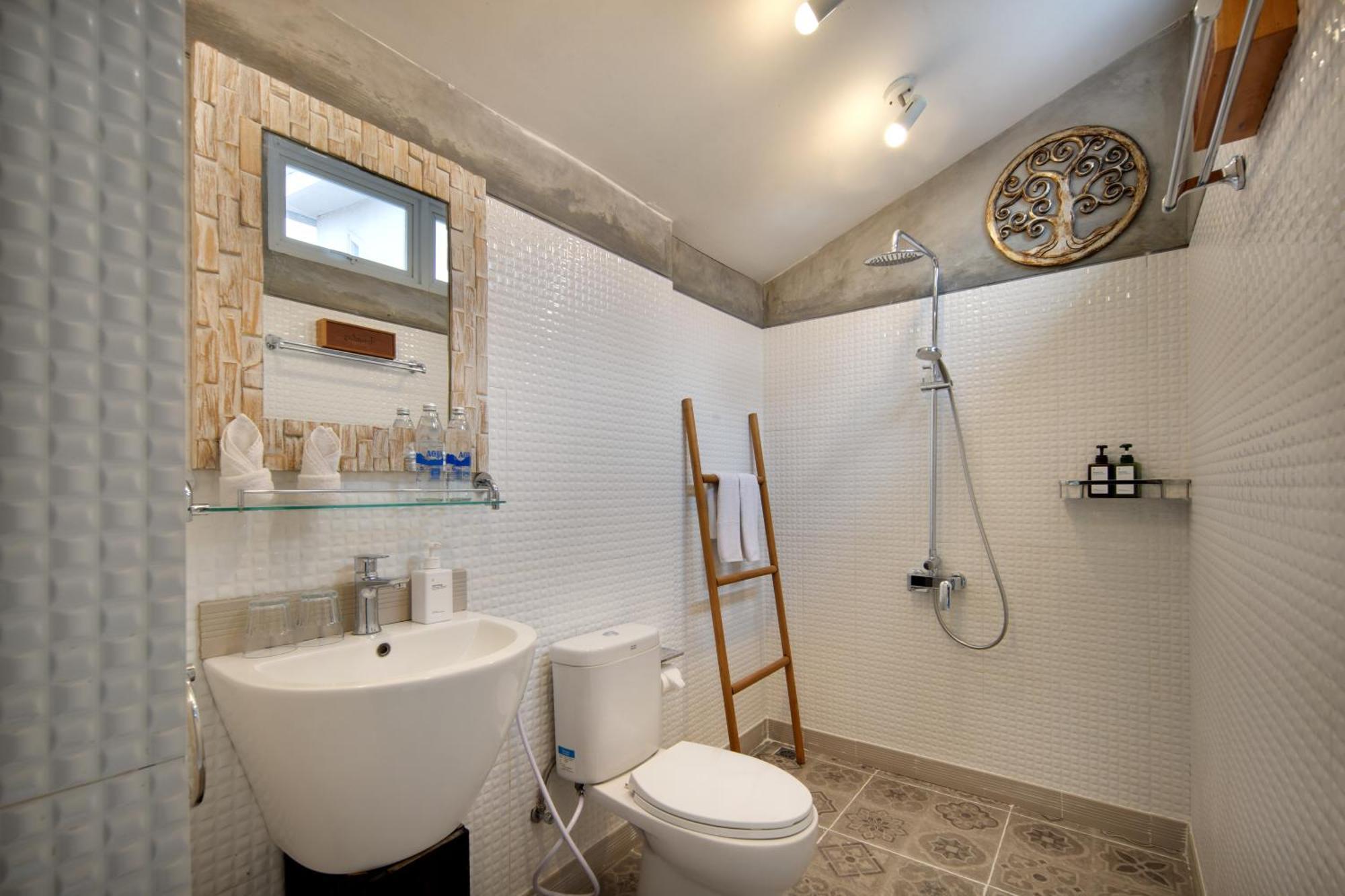 Private 7 Bed, 7,5 Bath, Hazel With Pool, Close To The