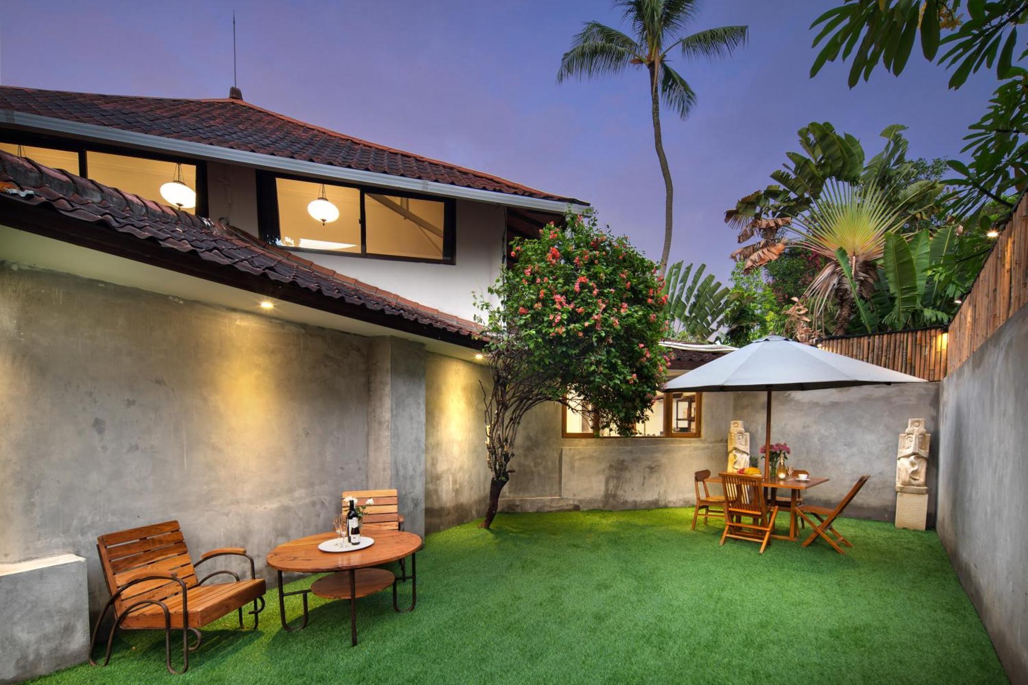 Villa Private 7 Bed, 7,5 Bath, Hazel With Pool, Close To The Kuta (Bali)
