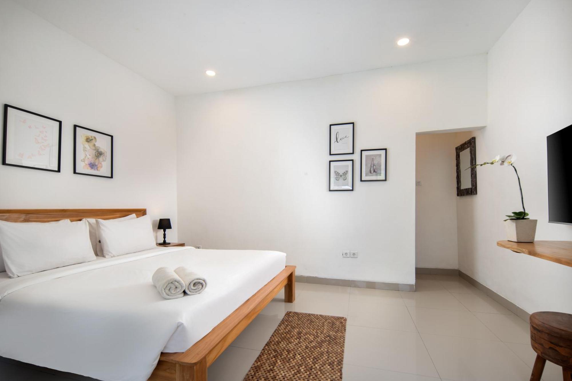 Private 7 Bed, 7,5 Bath, Hazel With Pool, Close To The Villa Kuta (Bali)
